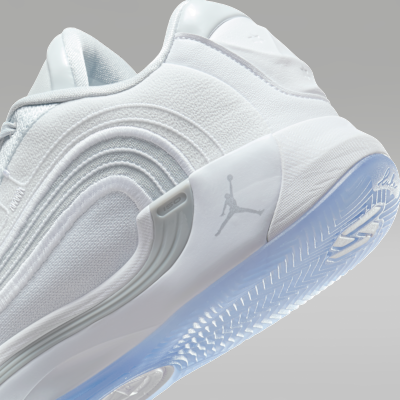 Luka 4 PF Basketball Shoes. Nike JP